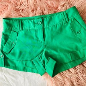 Express shorts/ green cuffed/ size 2